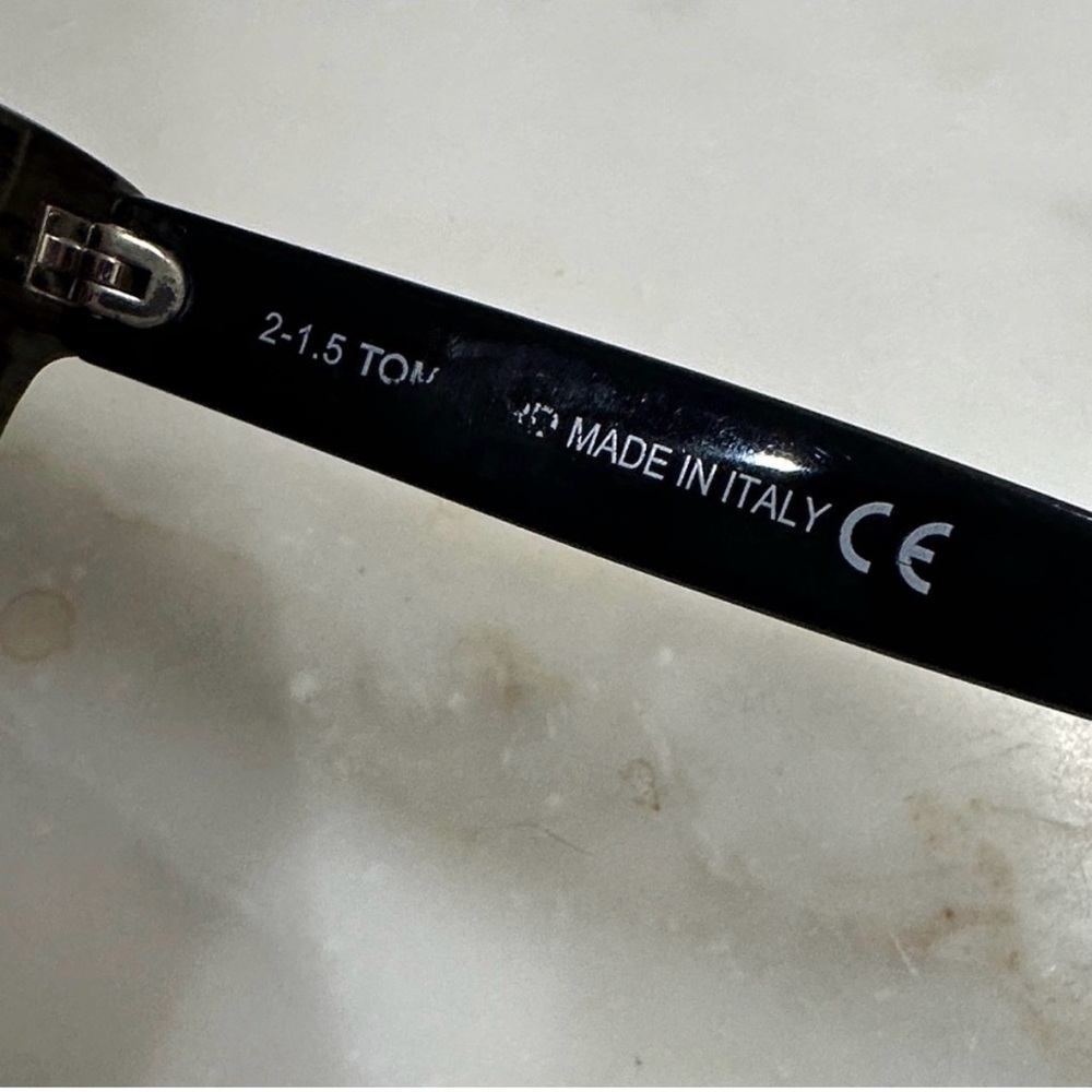 Tom ford sunglasses. Leo TF336 52-21 145 - Picture 6 of 8